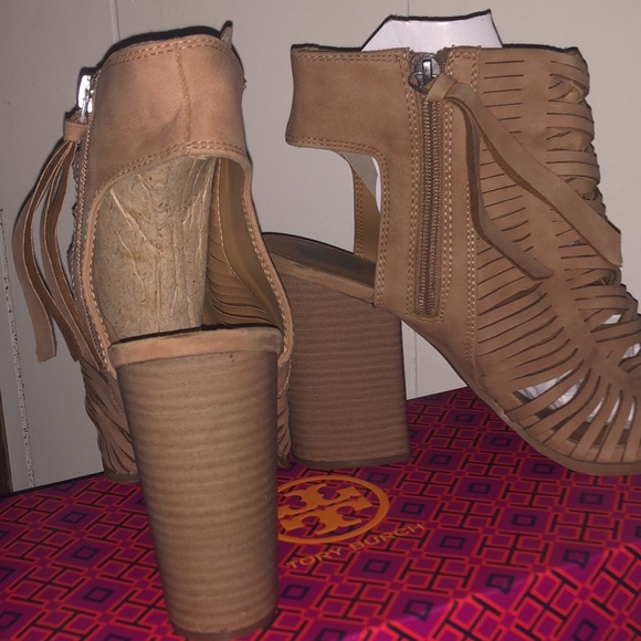 • Strappy open toe heels Sz 9.5 - Picture 4 of 5